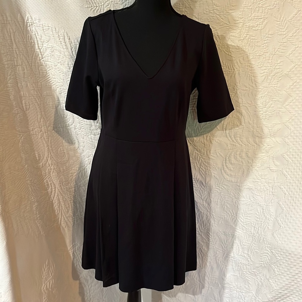 Vineyard Vines fit and flare zip back dress, size‎ 8, NWT